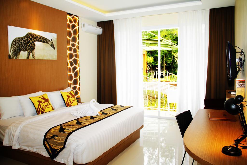 Royal Safari Garden Resort And Convention Bogor Room photo