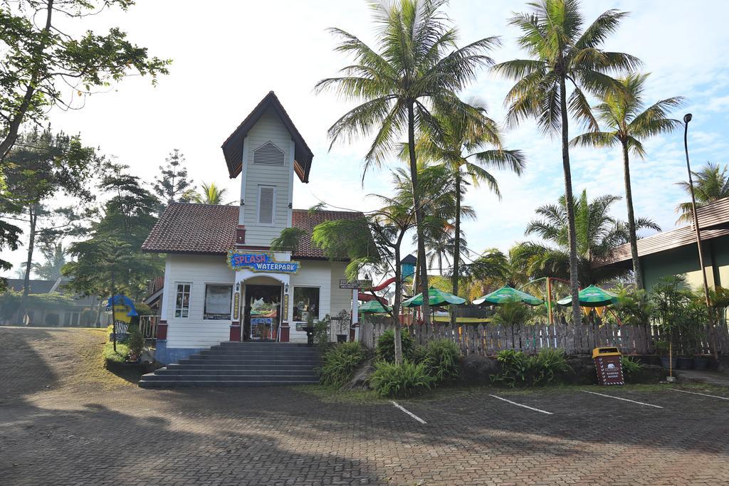 Royal Safari Garden Resort And Convention Bogor Exterior photo