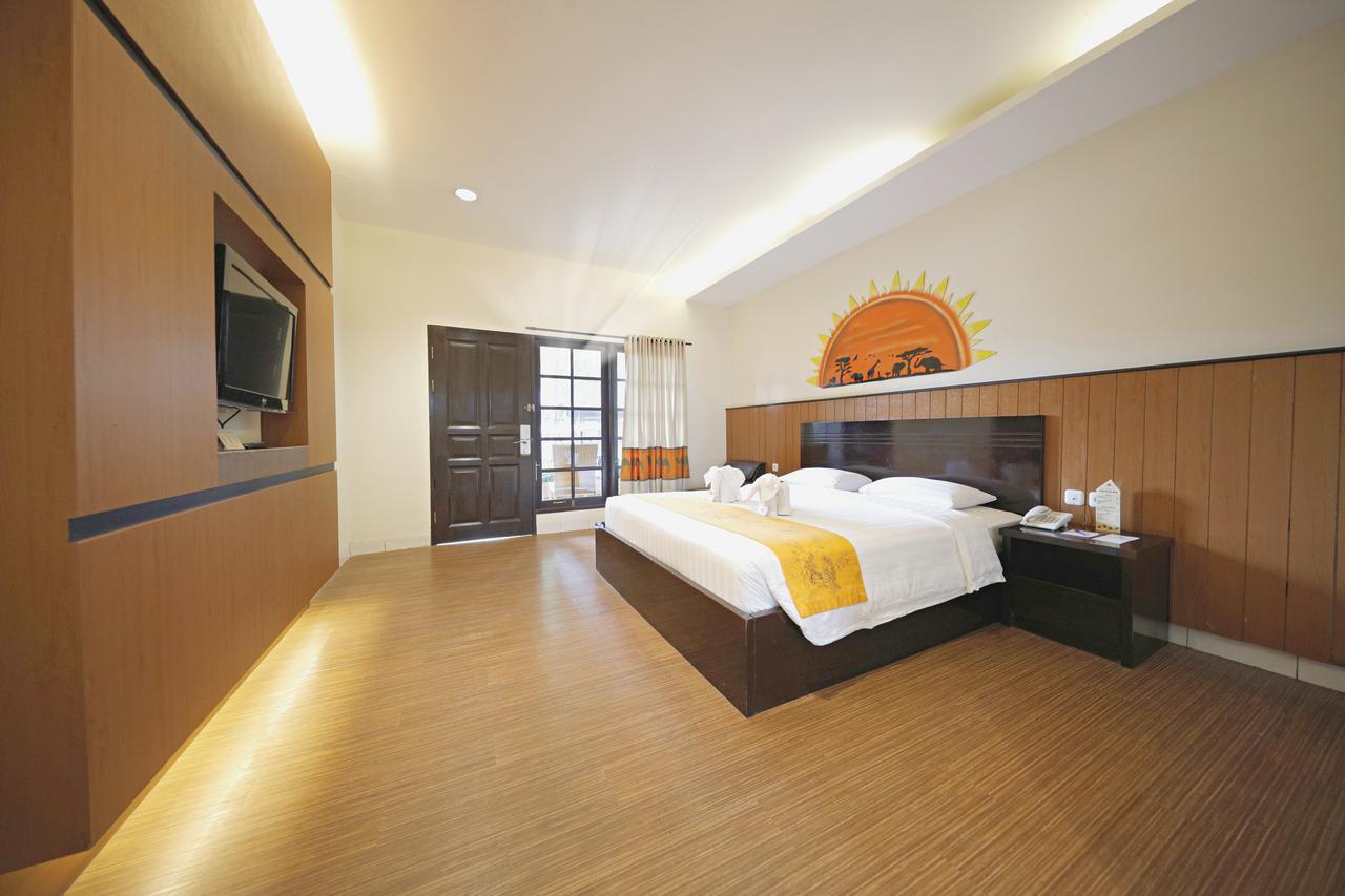 Royal Safari Garden Resort And Convention Bogor Room photo